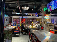 -马路牙子烧烤音乐酒馆(望京店)