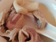 竹笙王猪肚鸡-顺德公广东猪肚鸡·煲仔饭(白石洲店)