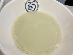 -李与白包子铺(桐梓林店)