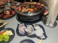 -啊美丽炭火烤肉(滑翔一店)