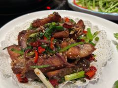 -张大师鸭爪爪特色干锅(南湖店)