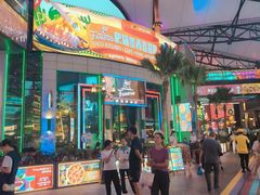 -Famous肥猫墨西哥音乐餐吧(五棵松华熙LIVE店)