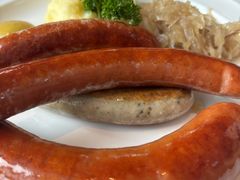 -LENBACH兰巴赫西餐啤酒坊(大连东港店)