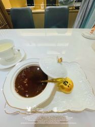 -香港倾城国际·美容美体中心