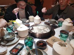 -喃喃椰·糟粕醋·椰子鸡火锅(七堡花园店)