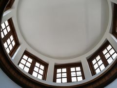 -香港大学
