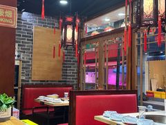-鲁员外地锅鸡地锅鱼(古墩路店)