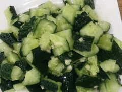 拍黄瓜-西北朗益和穆斯林餐厅
