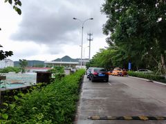 -亚龙湾站