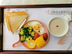 -莉泽月子中心(凯旋江景店)