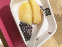 芒果椰汁黑糯米甜甜-满记甜品(巴黎春天宝山店)