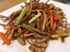 干煸茶树菇-枣子树·素食餐厅(普陀山店)