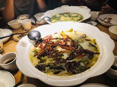 -江渔儿酸菜鱼(东山店)