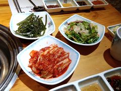 -唯成•韩国炭火烤肉 유성고기