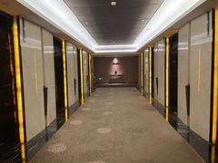 电梯间-中山利和希尔顿酒店