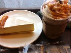 星巴克(仲盛店)-星巴克臻选(莘庄仲盛店)