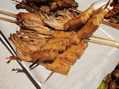 -华府九号海鲜烧烤大排档(龙域店)