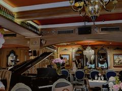 -火车头法国西餐厅