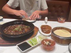 -梅利汴京烤鸭•开封豫菜地标店(东大街店)