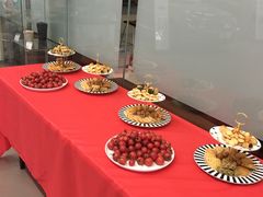 -上海天泽上汽大众销售店(杨浦区店)