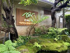 -Chom Cafe and Restaurant