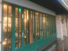 -星巴克(武康路店)