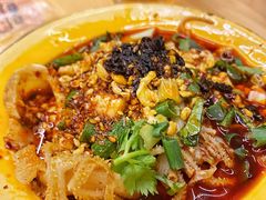 -拈签一笑黄牛肉辣卤串串