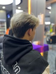 -米可造型烫发染发