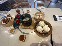 -乜都得港式茶楼(天贵路店)