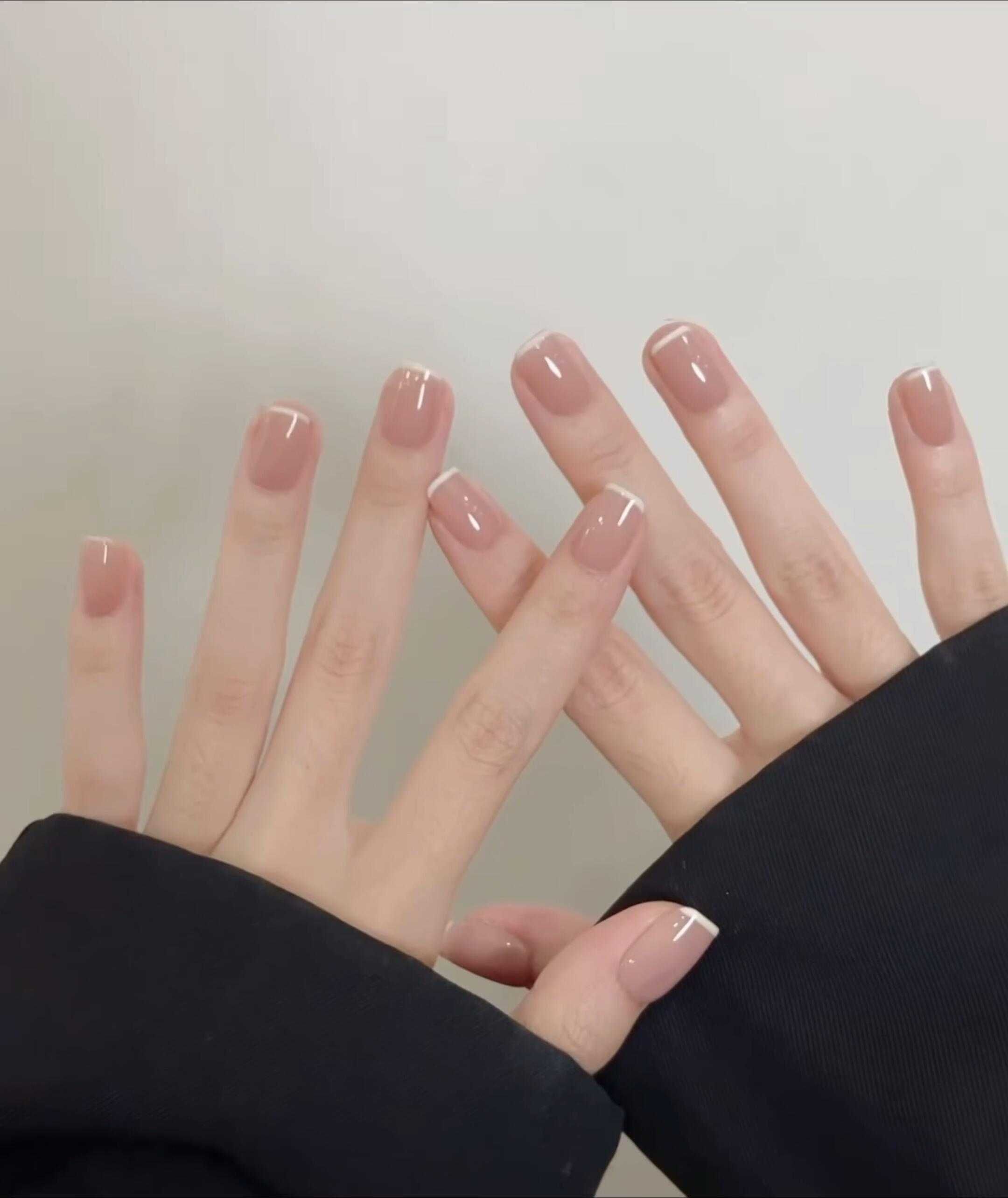 清新裸色系美甲好心情