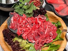 -红鼎豆捞·非遗鲍皇汤火锅(宝丰路店)