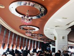 -荣誉国际酒店-云顶旋转餐厅