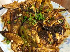 红烧鱼头-许村蟹面(海宁许村大道店)