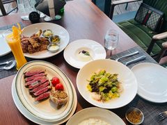 -MONICH牛排融合餐厅(和义大道购物中心店)