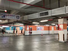 -久光百货-地下停车场