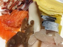 精美刺身-吉布鲁牛排海鲜自助(乐山万达店)