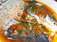 老坛剁椒蒸有机鱼头-举炊·寻湘记·新鲜现炒(临平西子国际店)