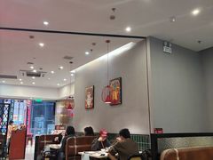 -八合里潮汕鲜牛肉火锅(上海汇智广场店)