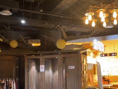 -暴风岛沉浸式体验馆(百联世纪店)