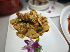 -西湖书堤(平湖八佰伴店)