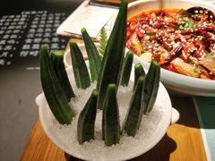 秋葵-胡桃里音乐酒馆(罗湖HALO广场店)