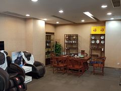 -天津波士信达奔驰4S店(卫津南路店)