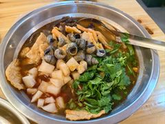 -柳州肥姨妈大骨螺蛳粉(东靖路店)