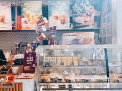 零售区-COSTA COFFEE(静安嘉里中心店)