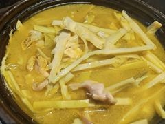 -河畔春天时尚餐厅