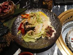 -山川小町·极番烧肉(新地假日广场店)