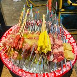 结果发现就在东站地铁Ｃ出口走一段就行