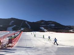 -鳌山滑雪度假区