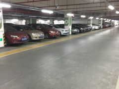 -万象城-停车场