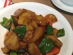 地三鲜-上关雪東北菜(中房金谊店)